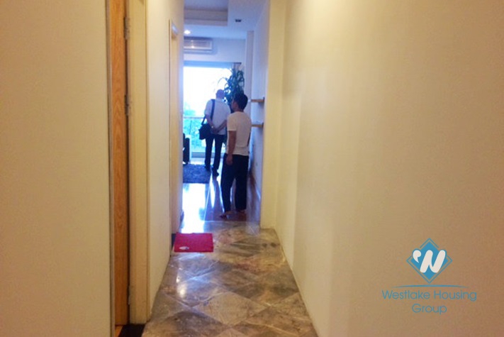 Lake view apartment with 2 bedrooms for rent in Kim ma area, Ba Dinh district. 